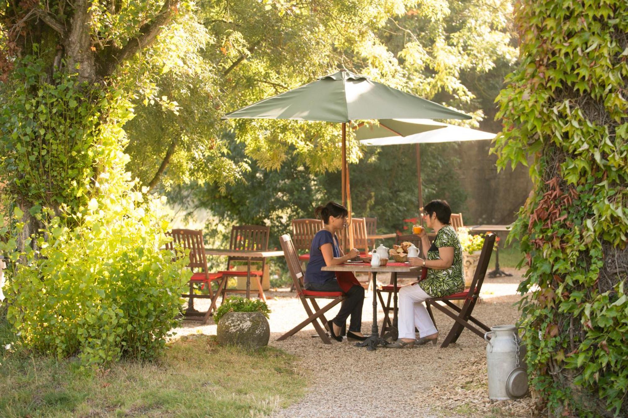 Logis Auberge De La Riviere Les Velluire-sur-Vendee Eksteriør billede